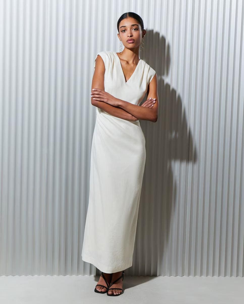 Vestido sin manga largo con lino