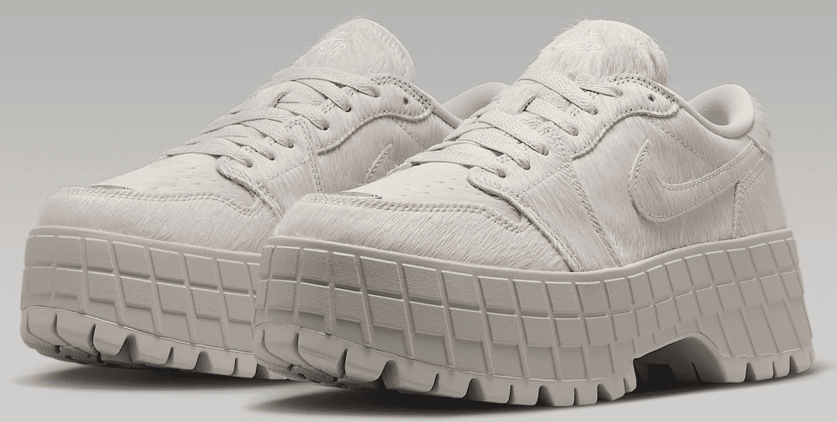 Las nuevas zapatillas Air Jordan 1 Brooklyn Low para mujer en color plata de Nike