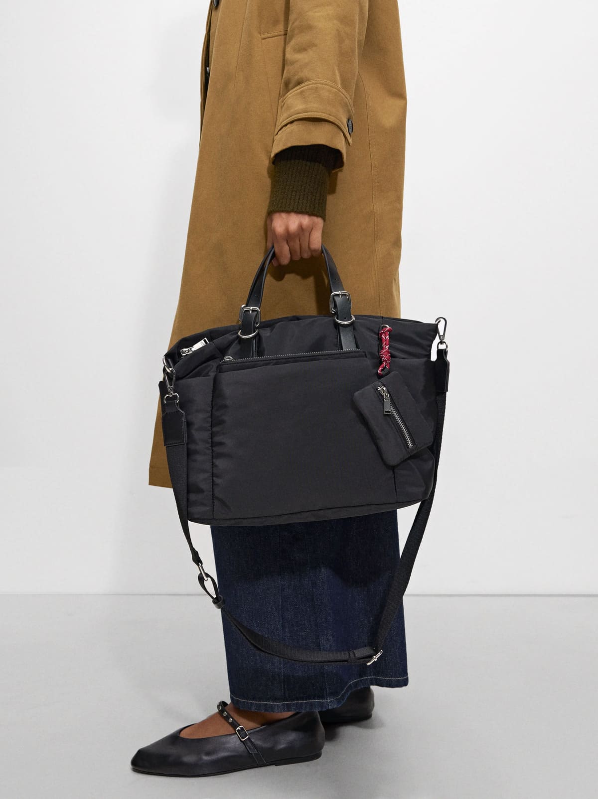 Bolso tote de nylon con bandolera L