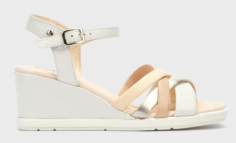 Sandalias de piel con cierre de hebilla y pala trenzada