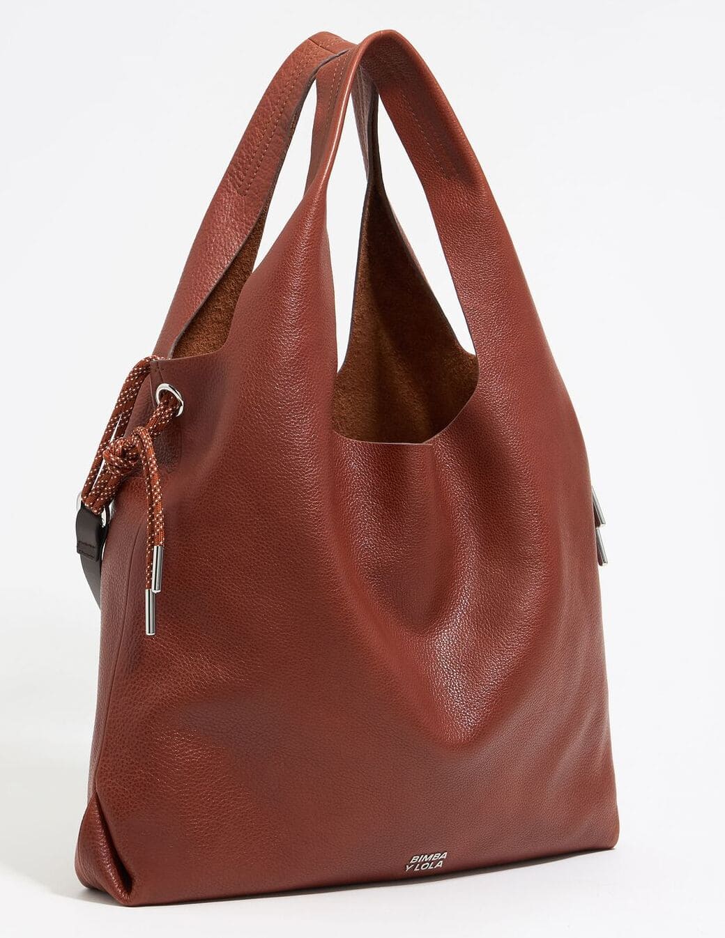 El bolso paper grande de piel en color castaña de Bimba y Lola