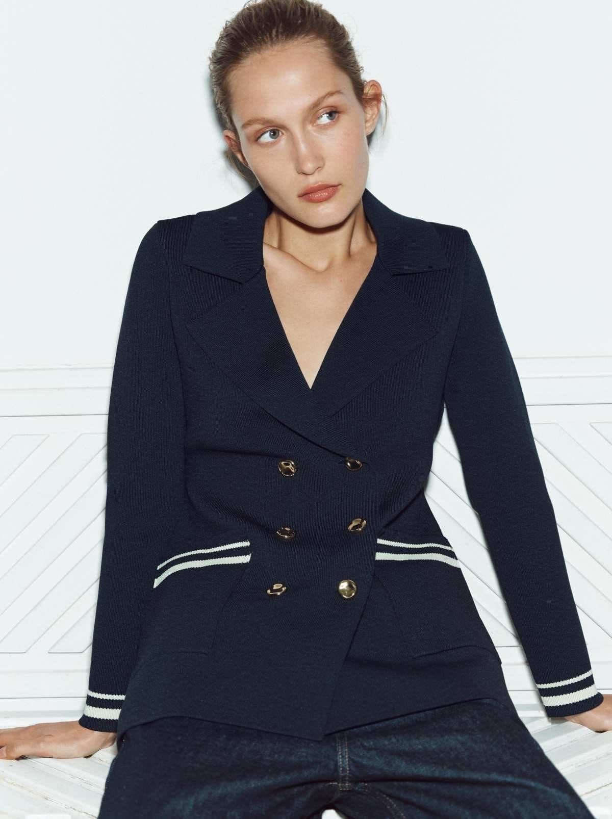 Chaqueta blazer punto cruzada de Zara