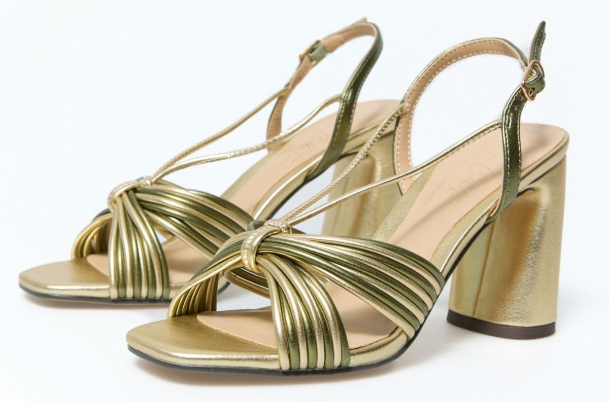 Sandalia tacón nudo de Sfera