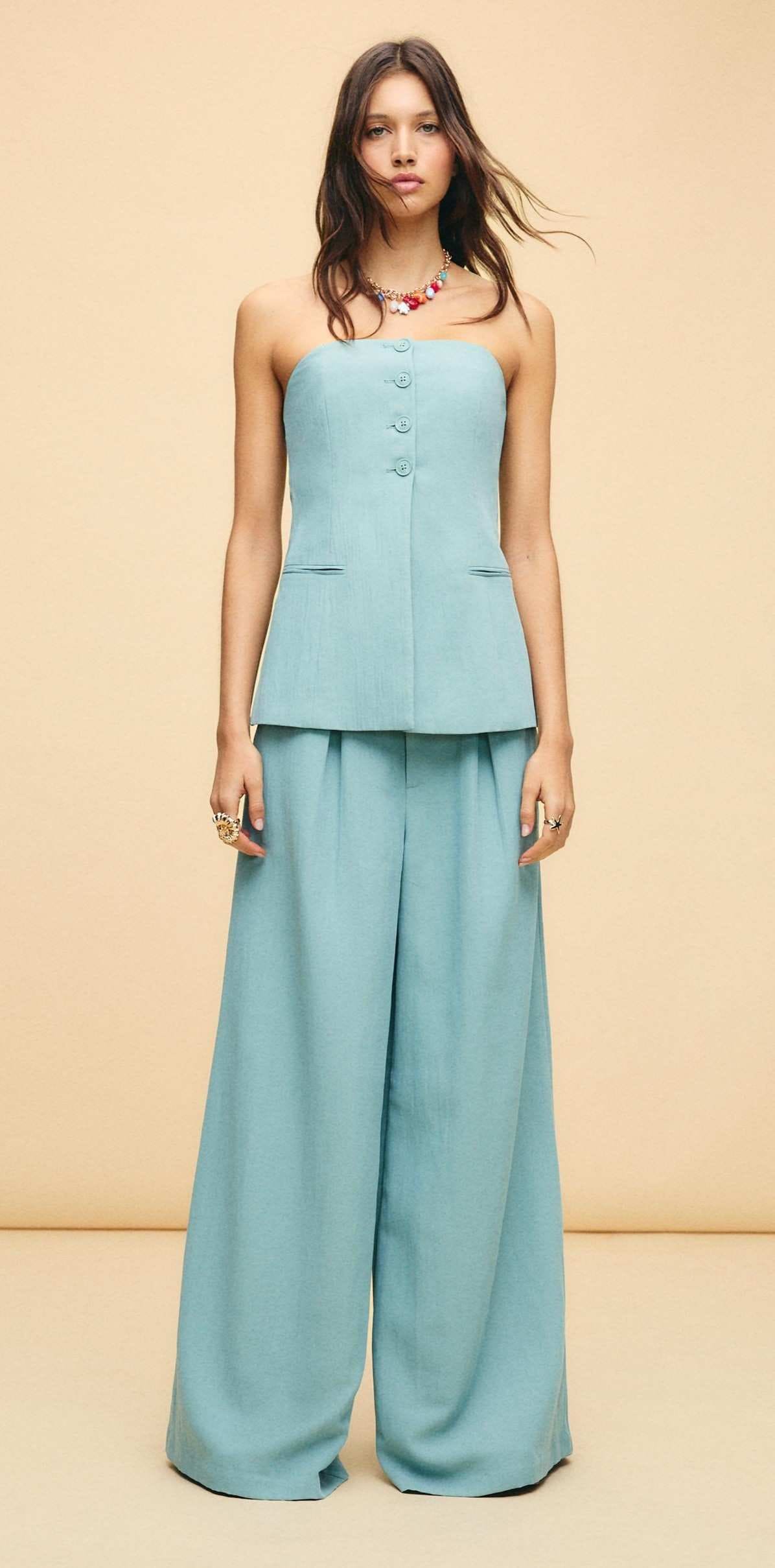 Top bustier botones textura de Stradivarius