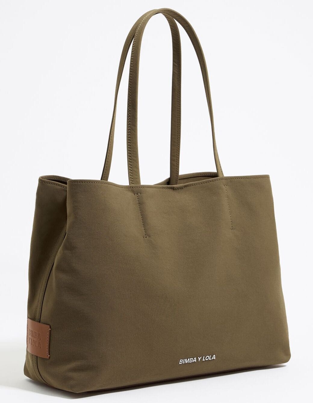 El bolso shopper Chihuahua grande gabardina en color verde oliva de Bimba y Lola