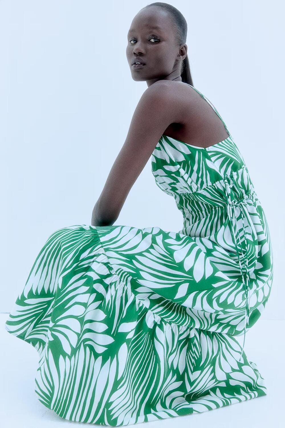 Maxivestido con cordón de ajuste