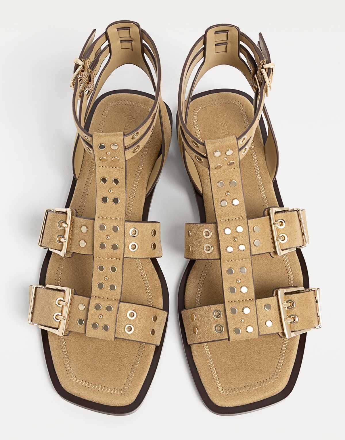 Sandalias tiras hebillas de Stradivarius