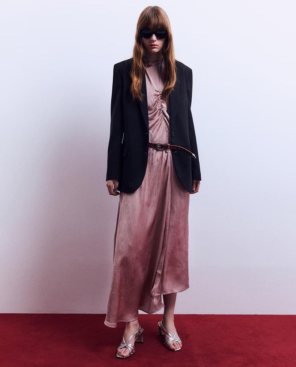Vestido de efecto arrugado