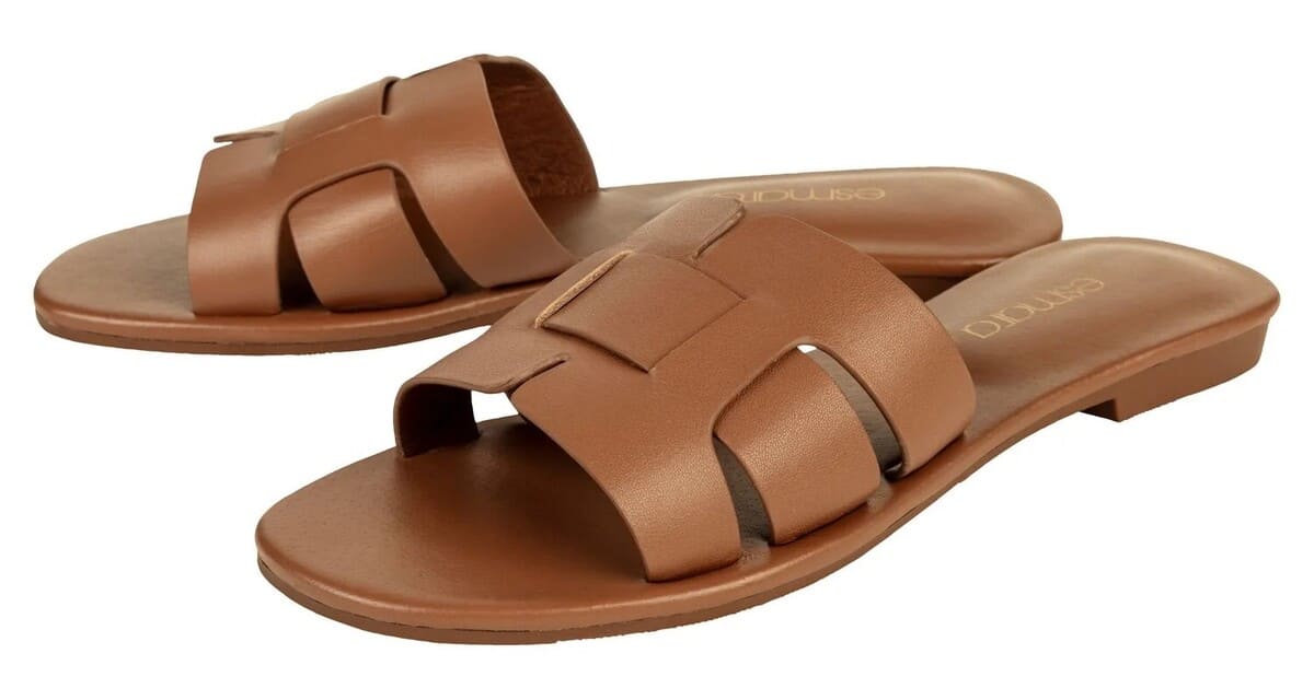 Sandalias destalonadas