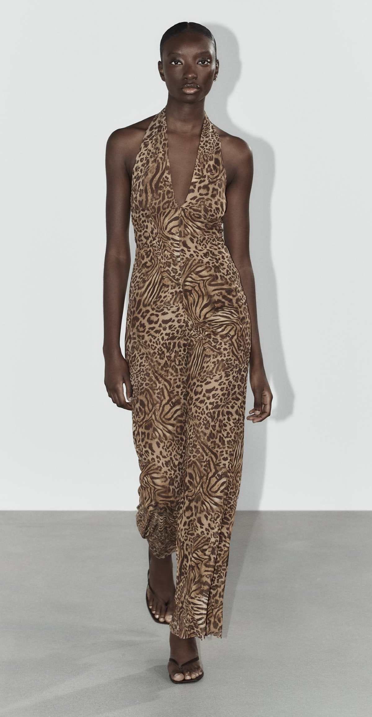 Mono halter tul estampado animal de Zara