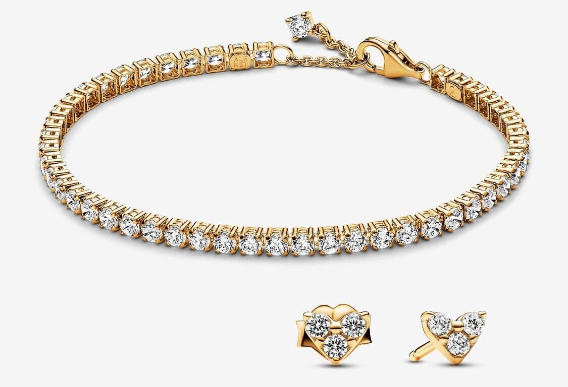 El nuevo conjunto de regalo de pendientes y pulsera Tenis Brillante de Pandora