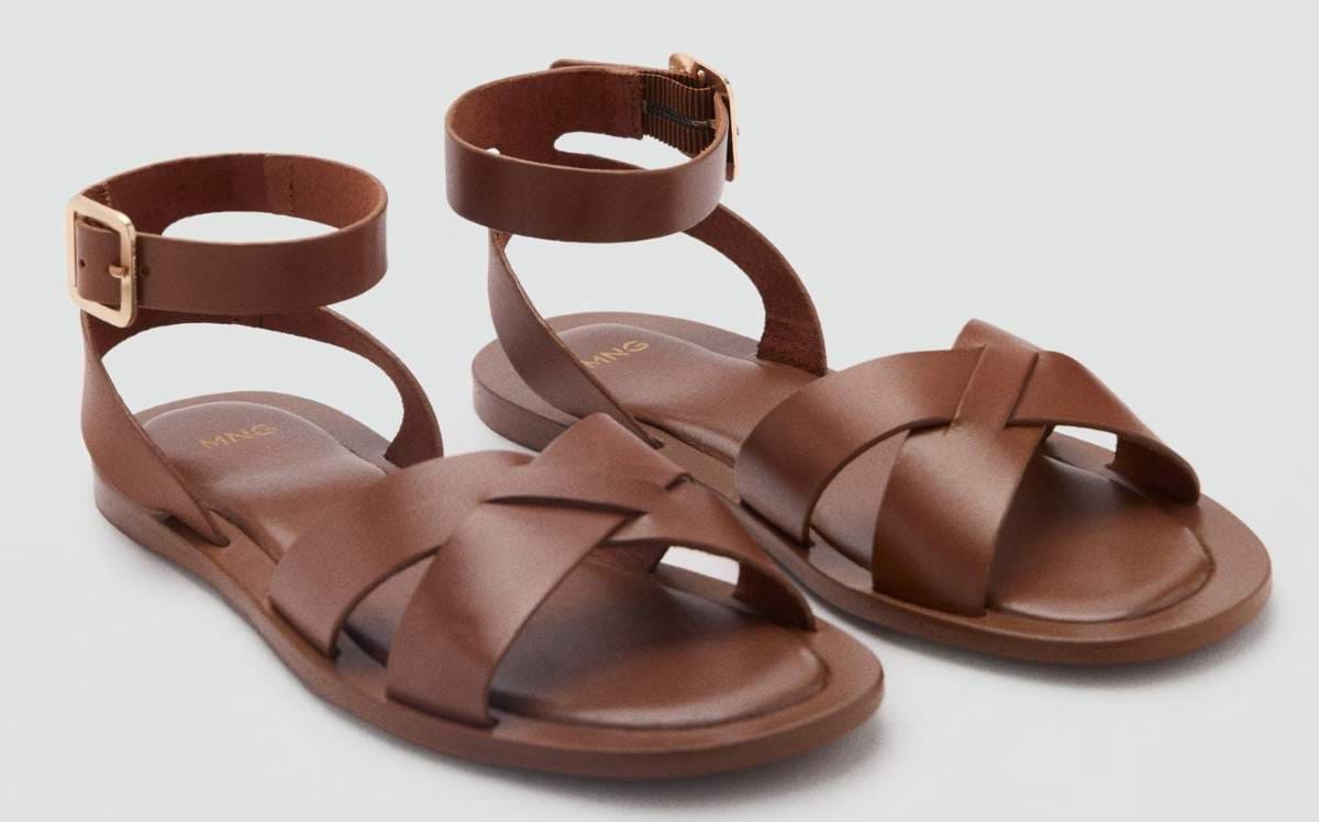 Sandalia piel tira hebilla de Mango