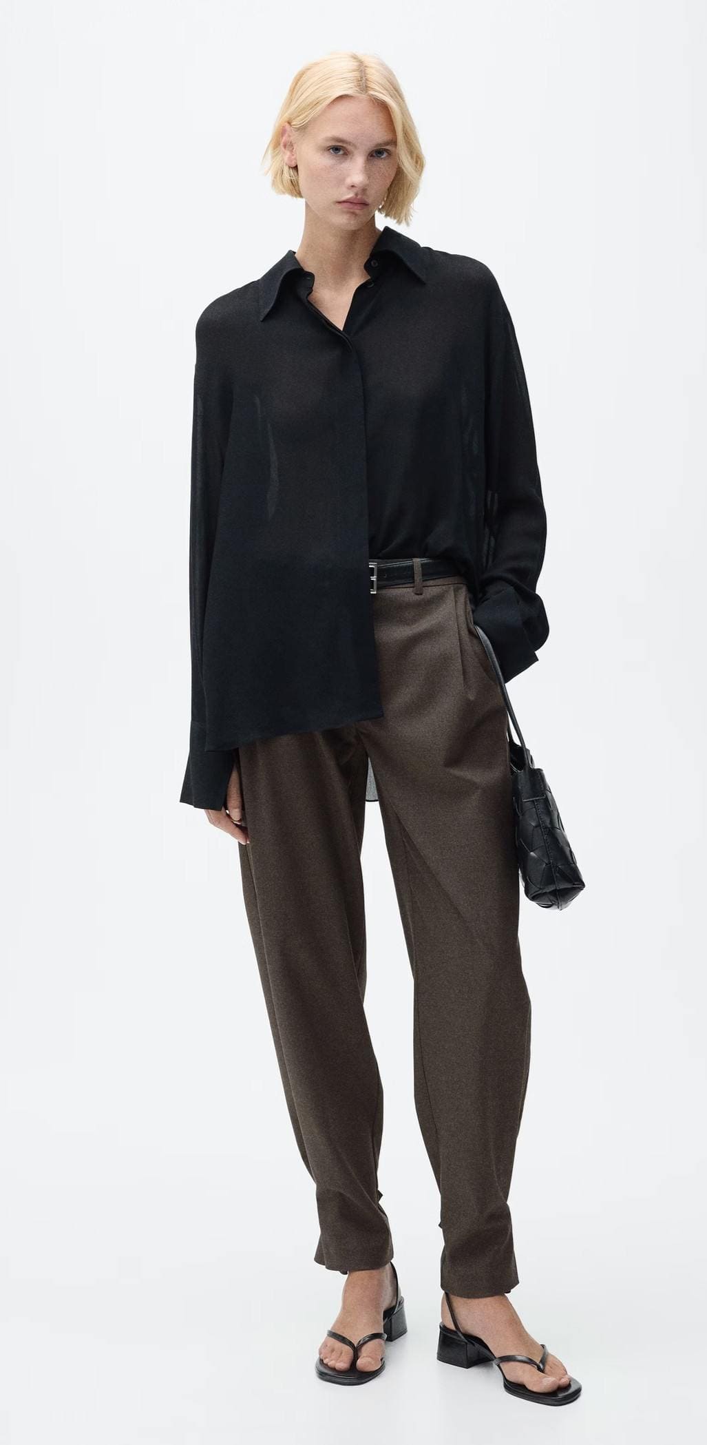 Pantalón wideleg bajo abotonado de Mango