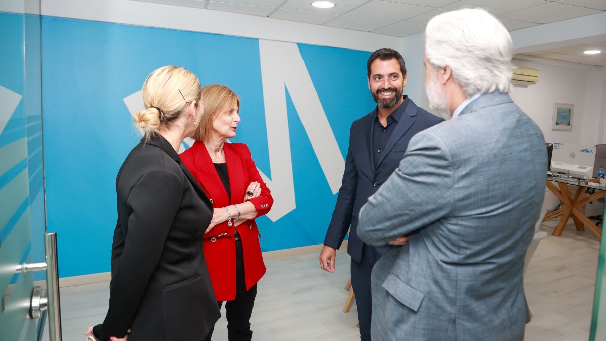 María José García-Pelayo y Agustín Muñoz en el Grupo MIRA | Cristo García