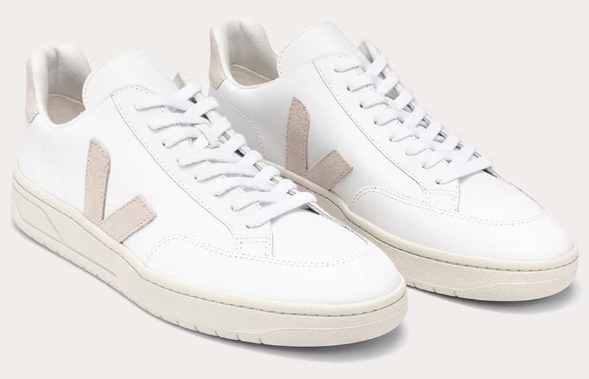 Las zapatillas V-12 de piel en color blanco de Veja en El Corte Inglés