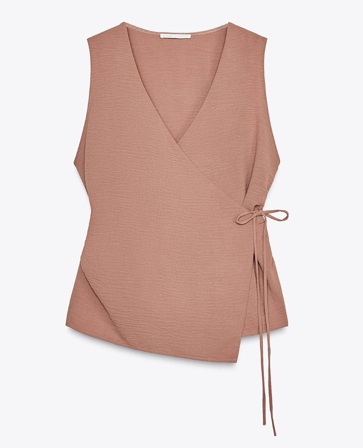 Top chaleco fluido cruzado de Zara