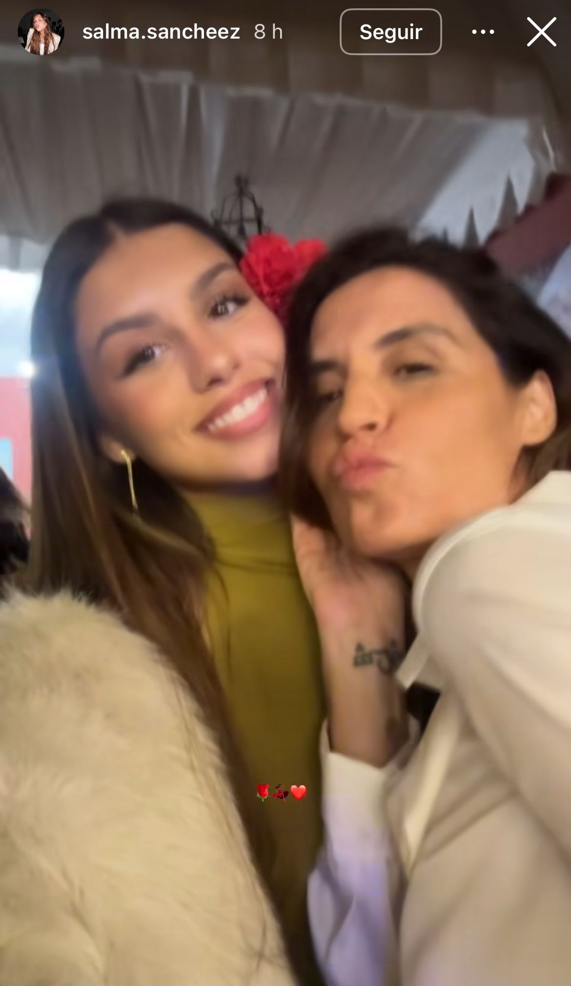 Salma y Susana en la Feria de Abril | @salma.sancheez