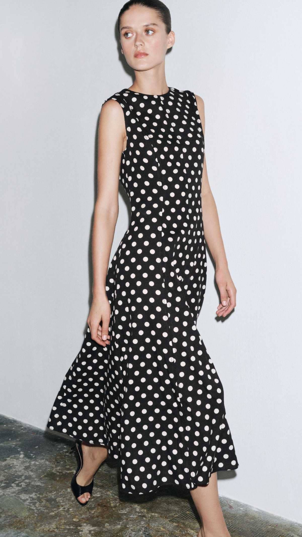 Vestido midi lunares zw collection de Zara