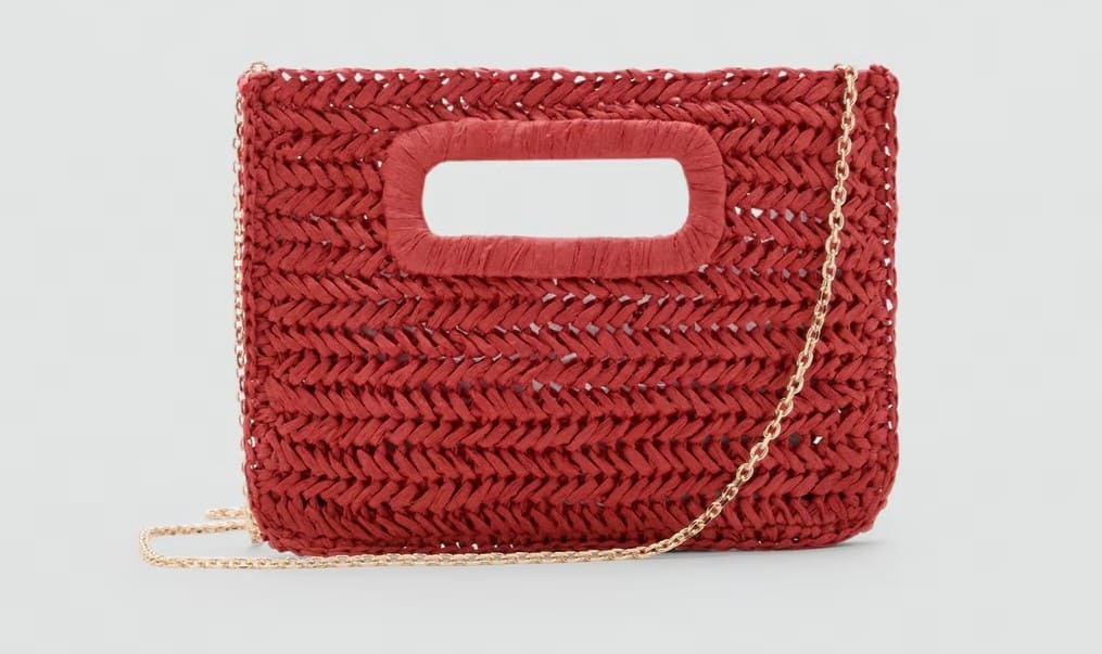 Bolso sobre fibra natural de Mango