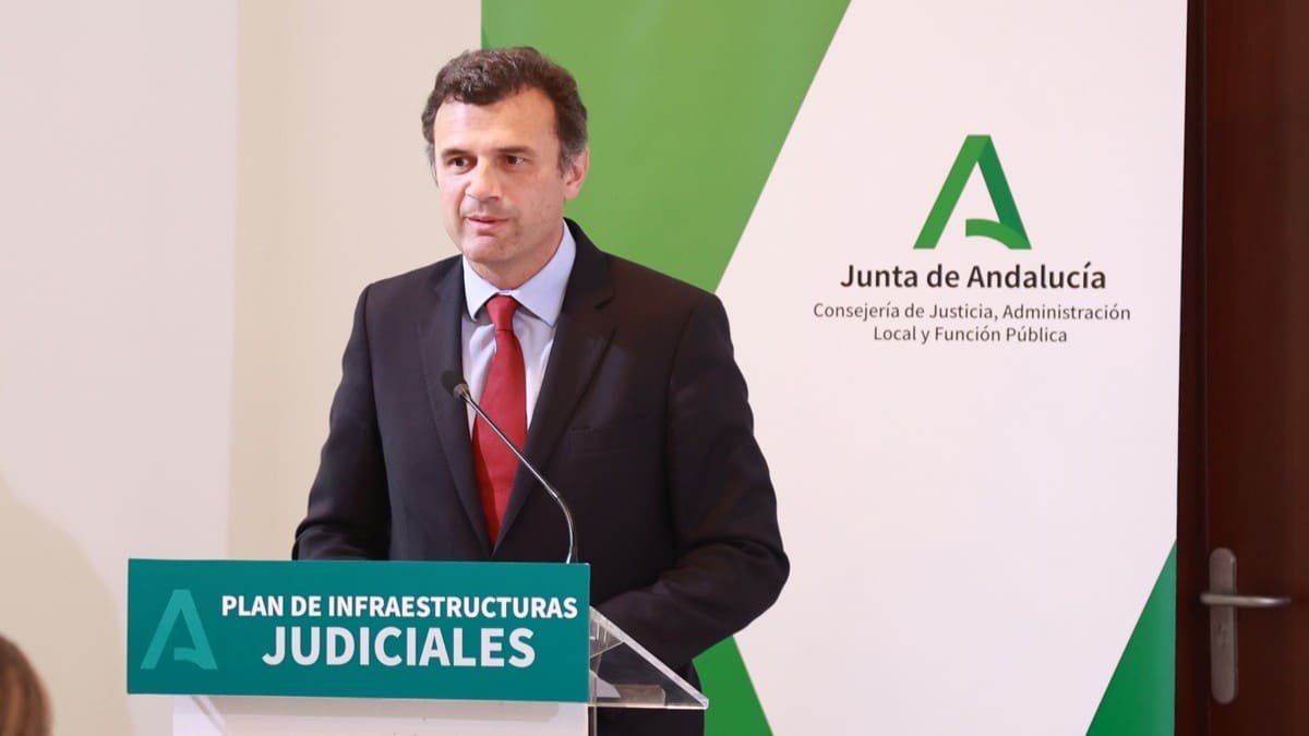 Bruno García, durante su atención a los medios | Cristo García