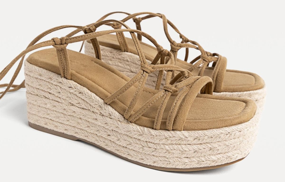 Cuñas yute atadas de Stradivarius