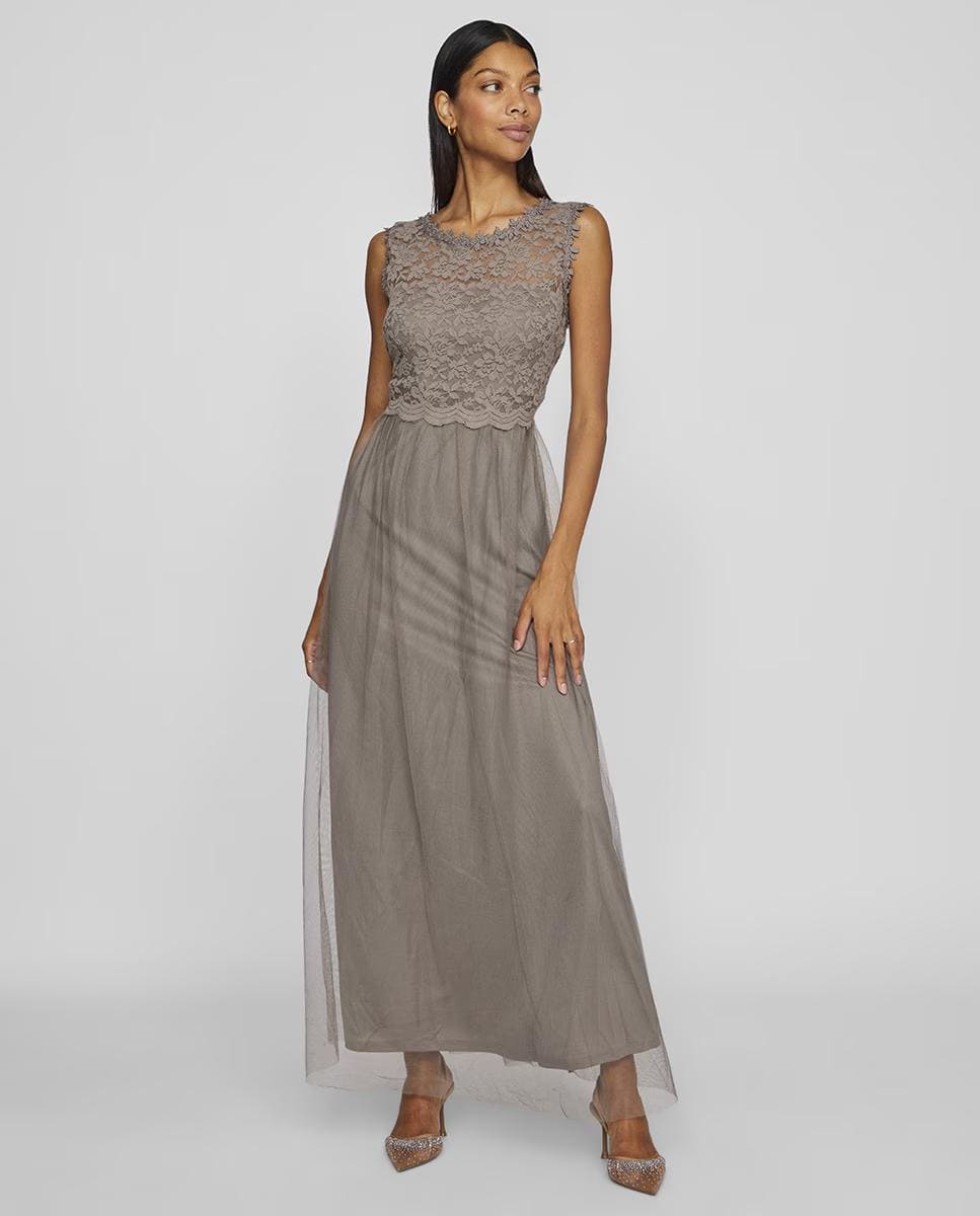 Vestido largo de encaje, Vila