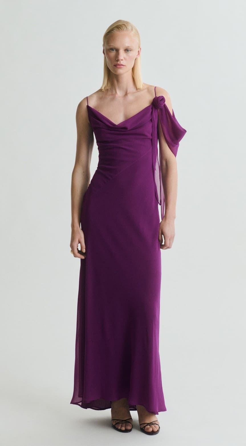 Vestido drapeado detalle flor de Mango