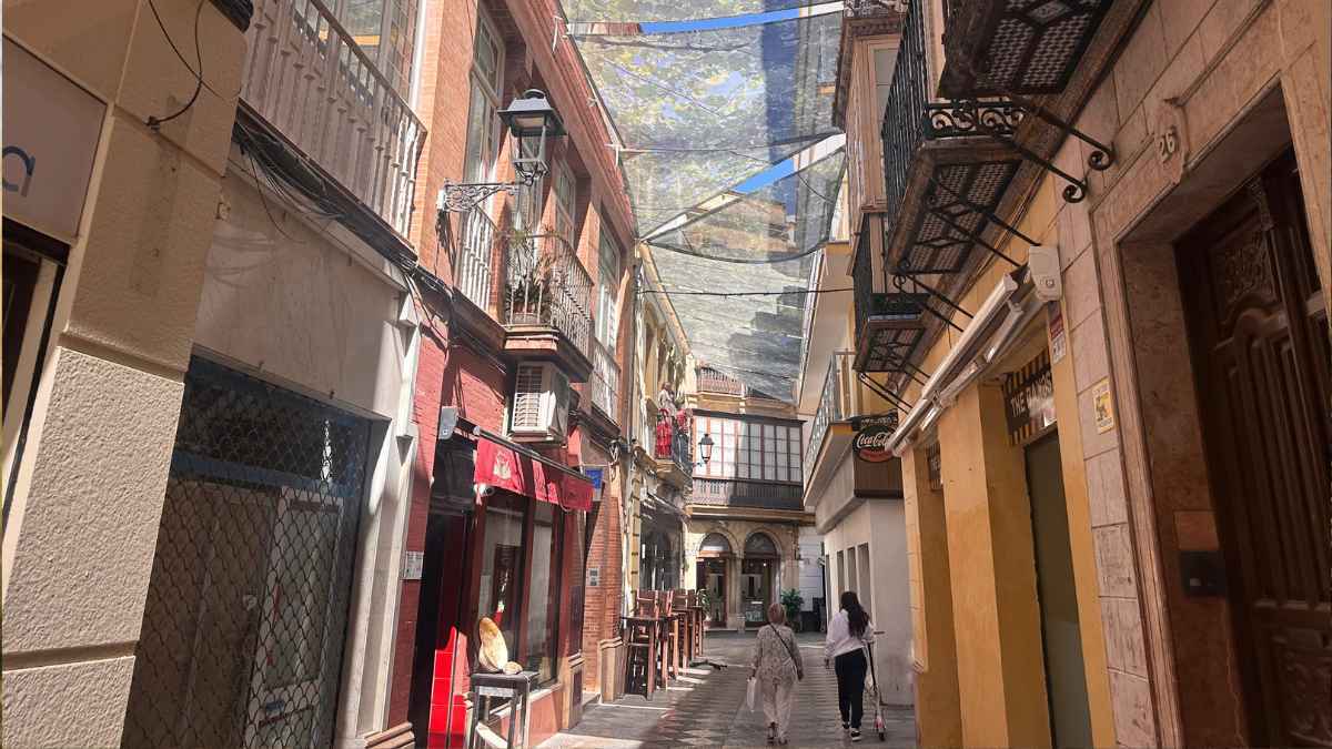 Nuevo entoldado de la calle Algarve | El MIRA