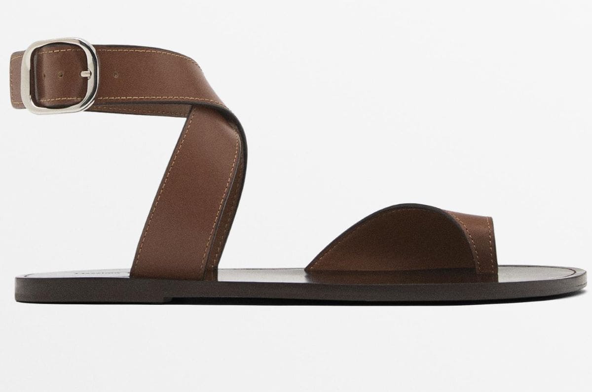 Sandalia cruzada dedo