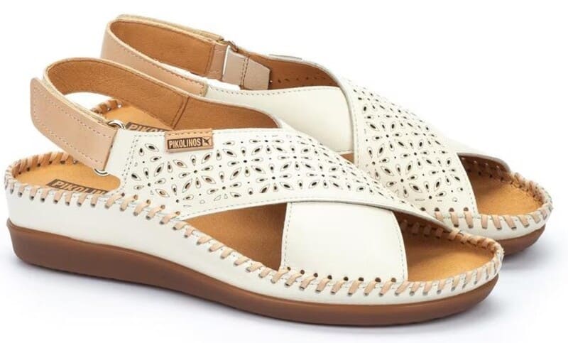 Sandalias de cuña con diseño troquelado