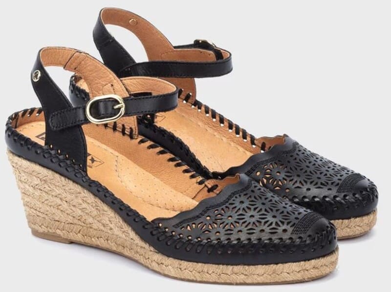 Sandalias de piel con cierre adherente