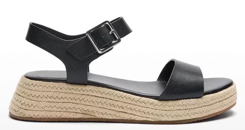 Sandalias de plataforma con tira delantera y cierre de hebilla en liso