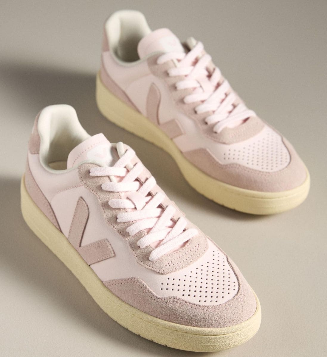 Zapatillas V-90 de piel Veja