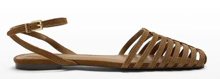 Sandalias planas de piel estilo cangrejeras con tiras y cierre de hebilla