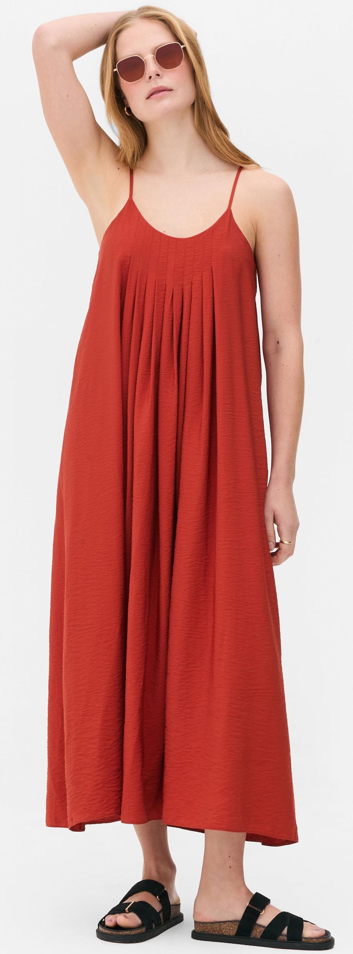 Vestido midi de escote redondo The Edit de Primark