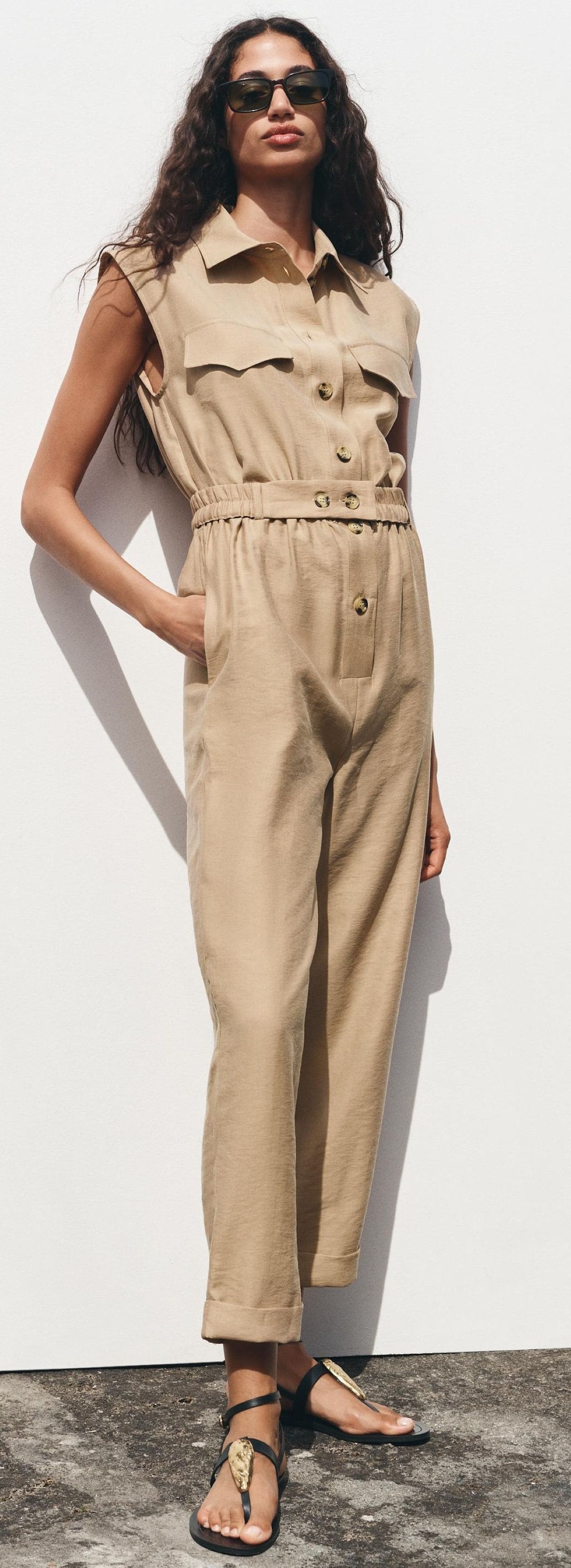 Mono cinturón de manga sisa de Zara