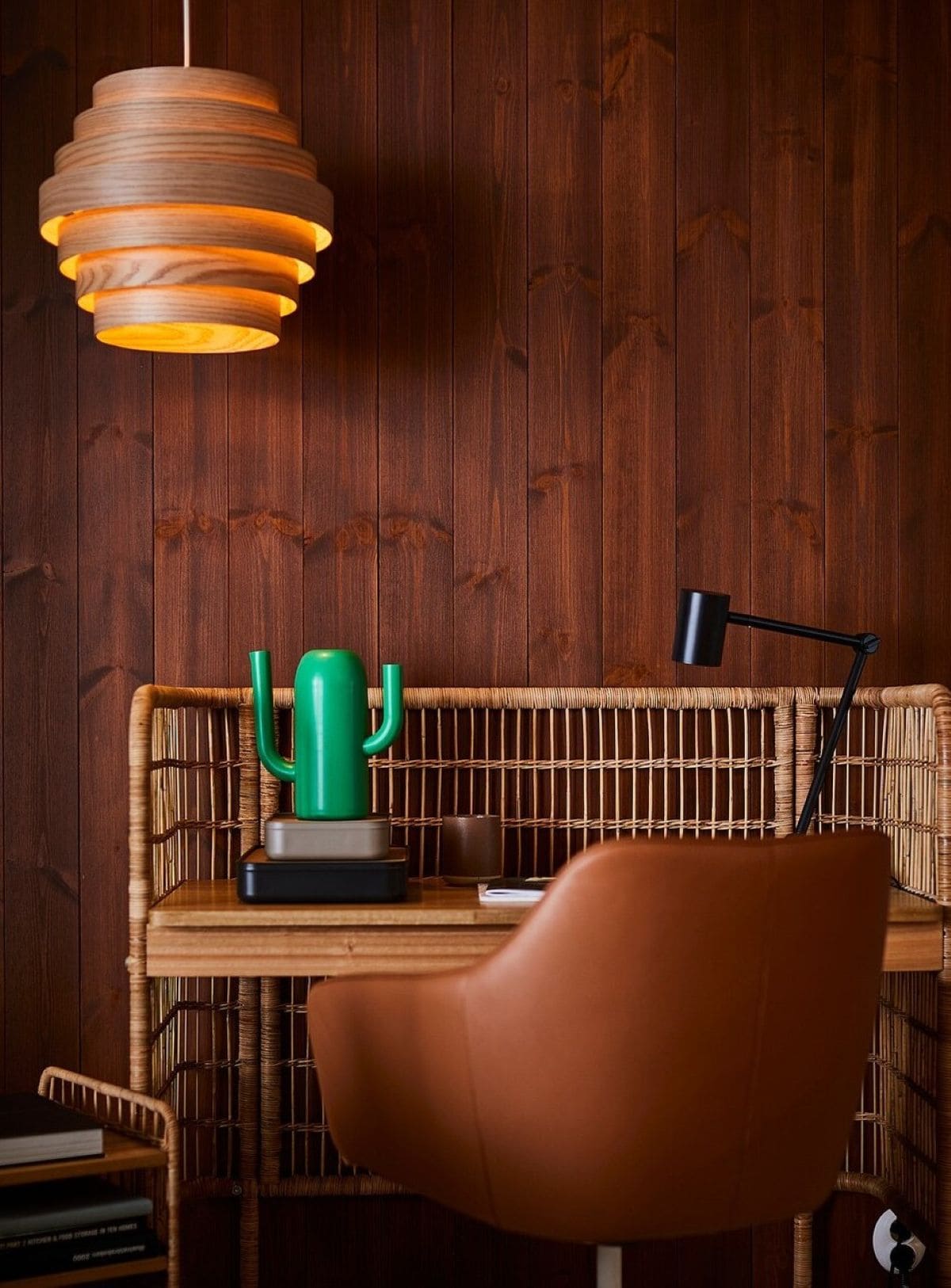 Lámpara de techo de la serie DYKARKLOCKA-HEMMA de Ikea