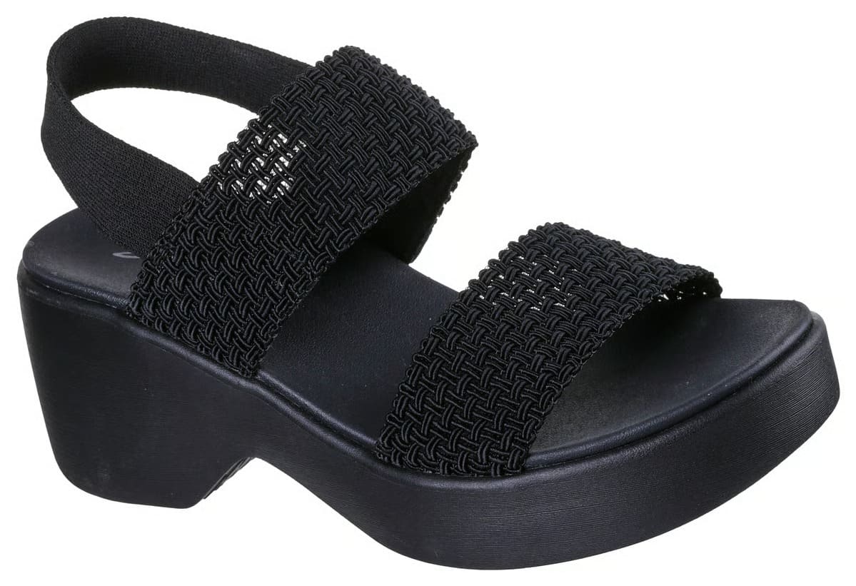 Las nuevas sandalias con tacón Cali Day en color negro de Skechers