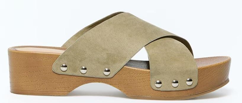 Sandalia zueco de tacón