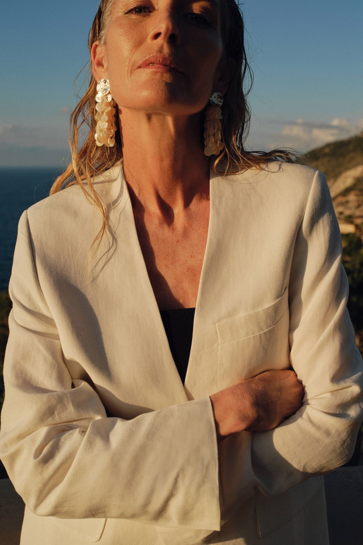 La chaqueta tipo blazer sin solapa de Sfera