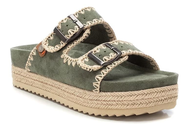 Las sandalias planas para mujer con suela de goma de Refresh en El Corte Inglés