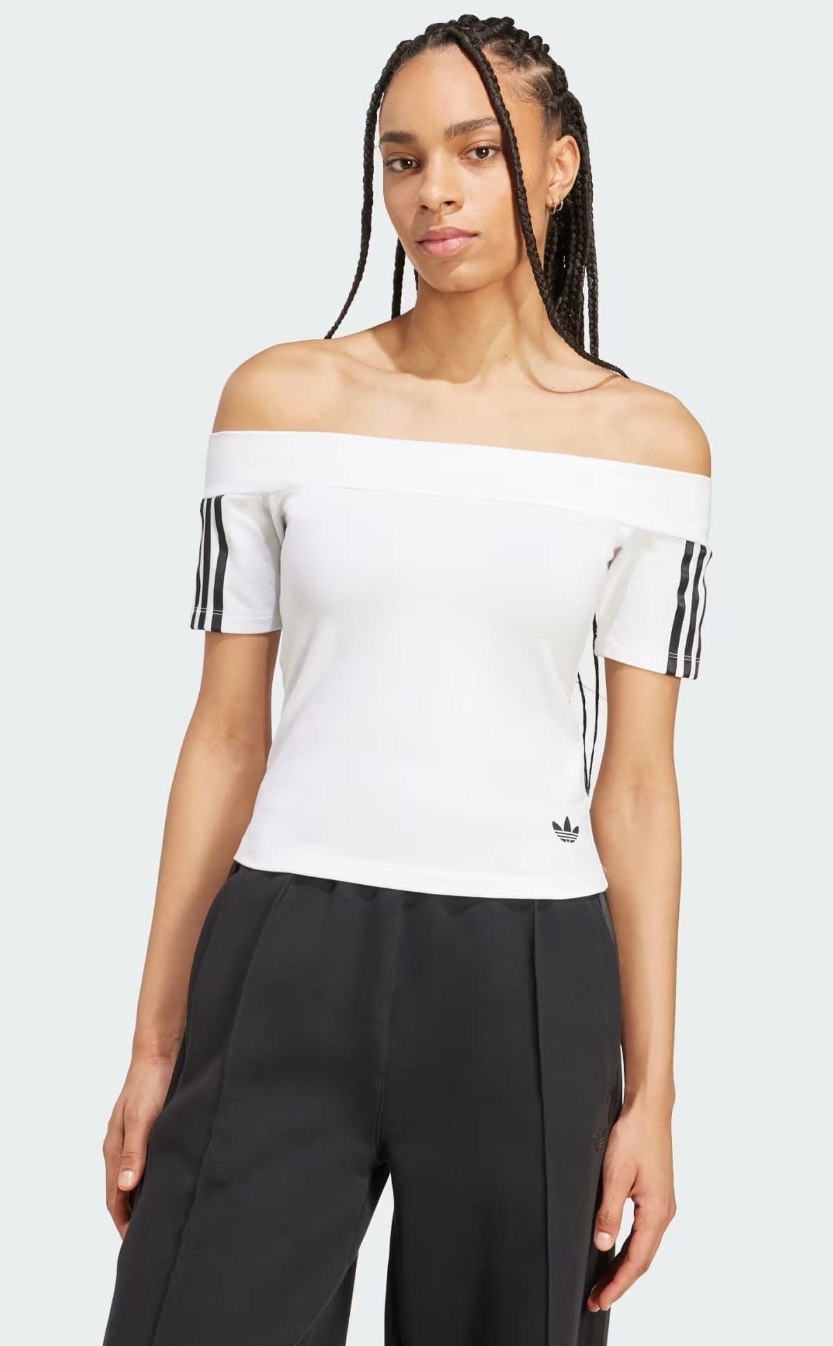 La nueva camiseta de manga corta Adicolor Bandeau en color blanco de Adidas