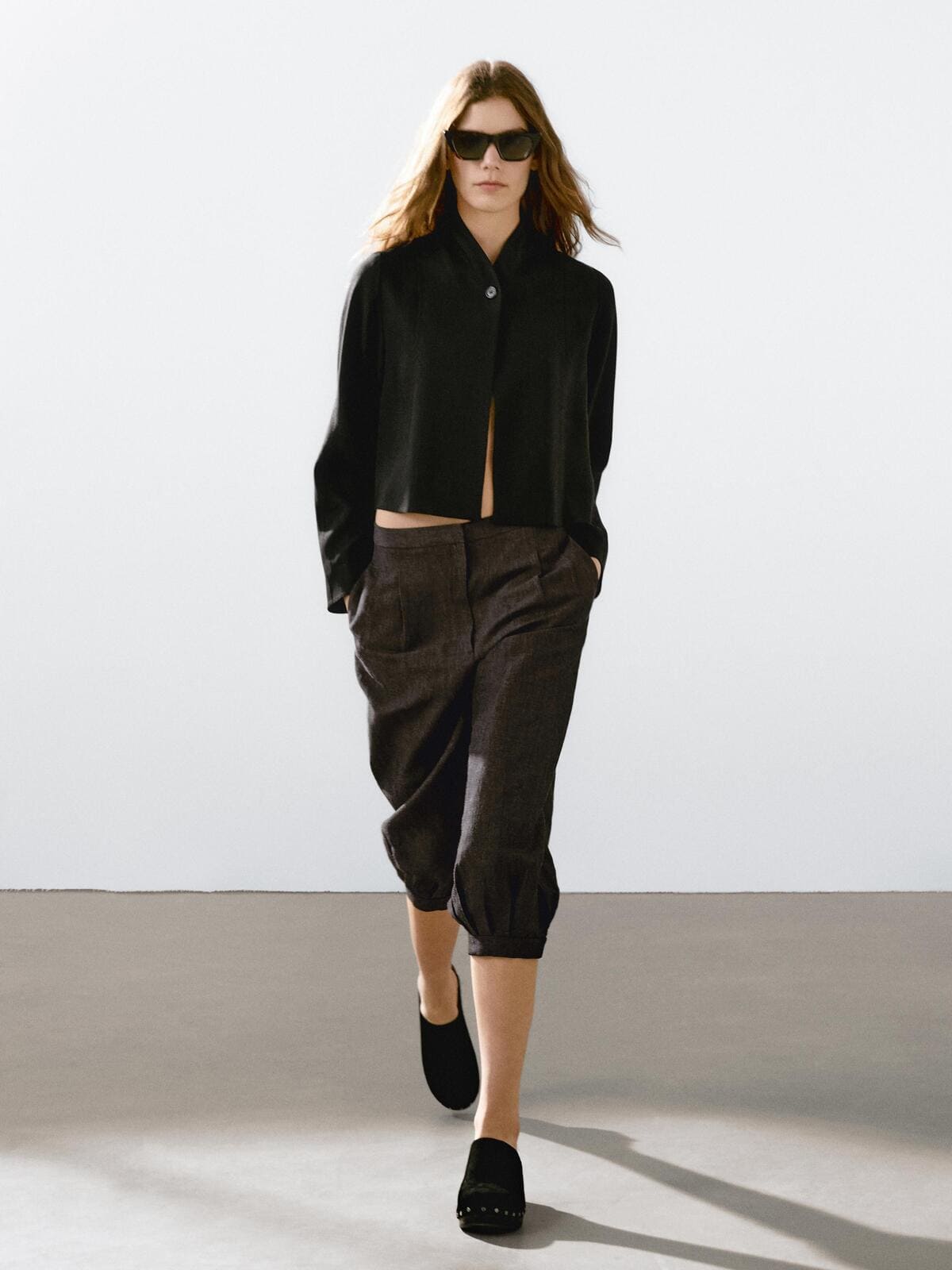 Americana corta con lino