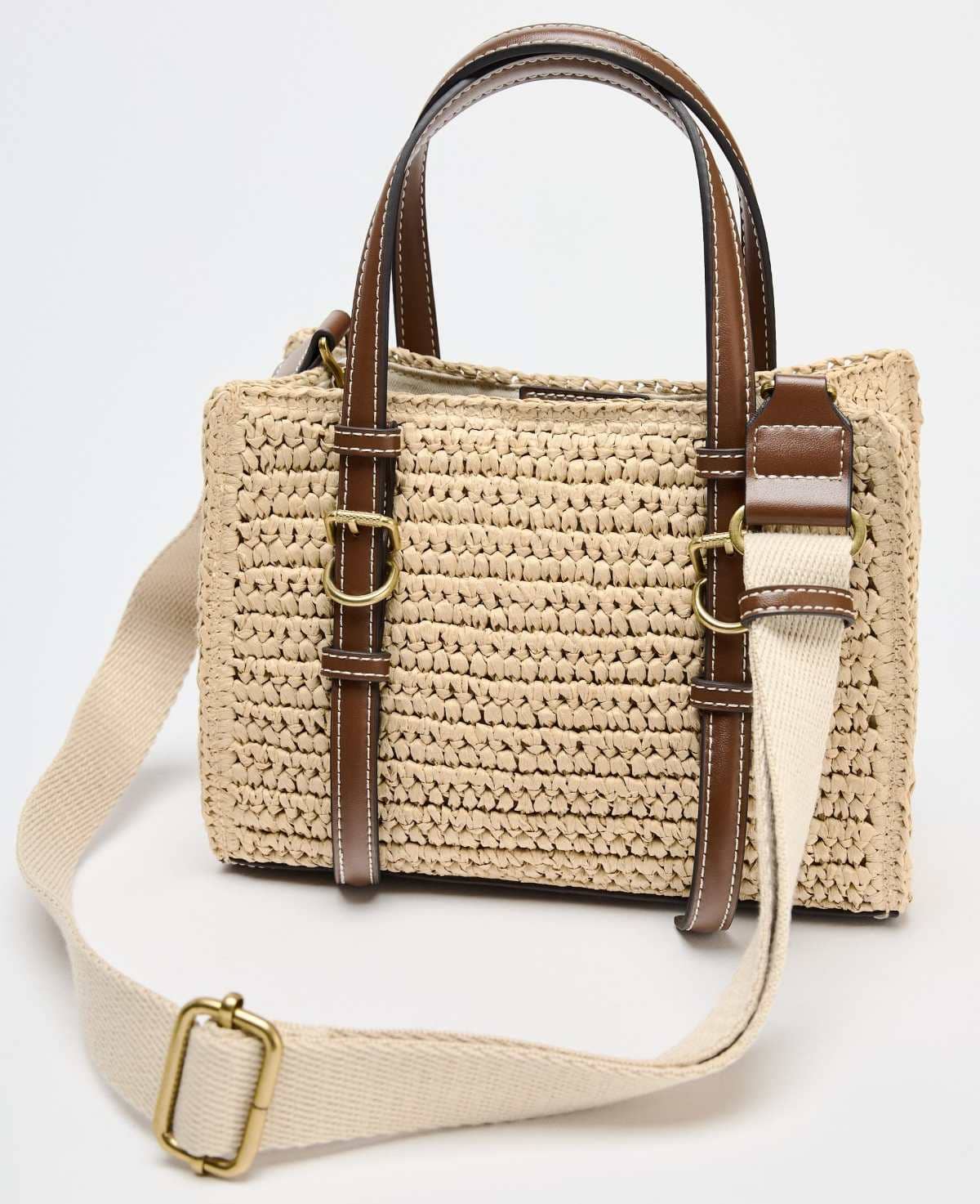 Bolso mini shopper cuerpo trenzado de Zara