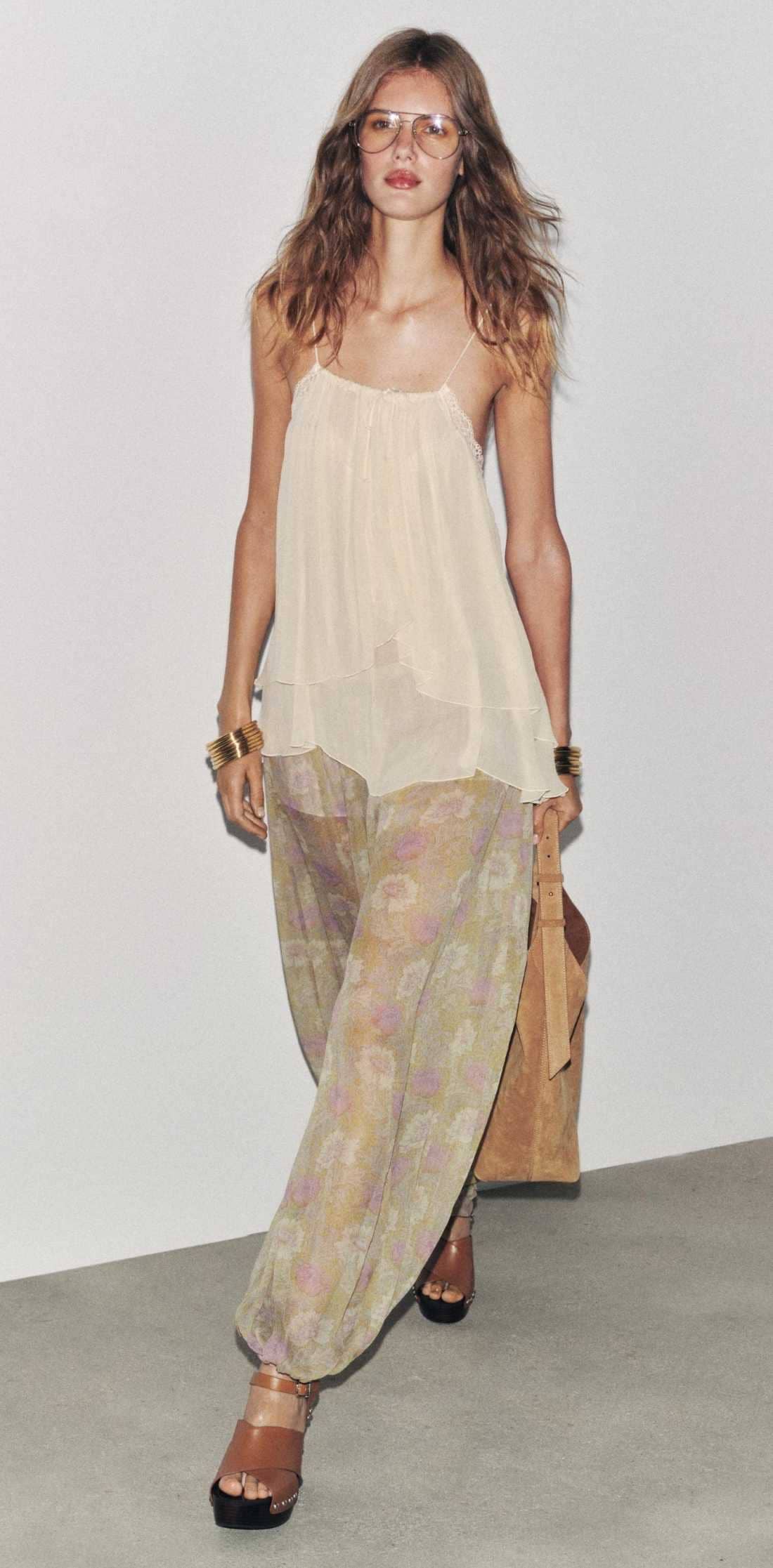 Pantalón bombacho estampado zw collection de Zara