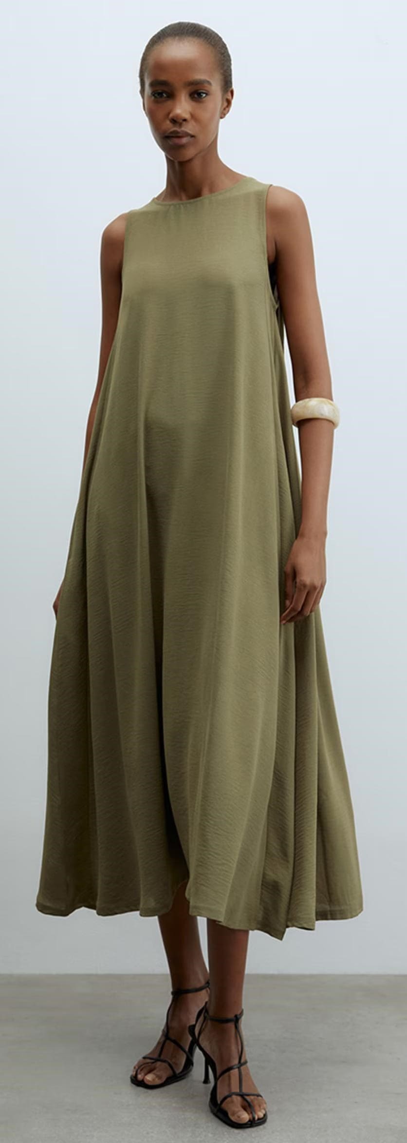 Vestido fluido, Sfera