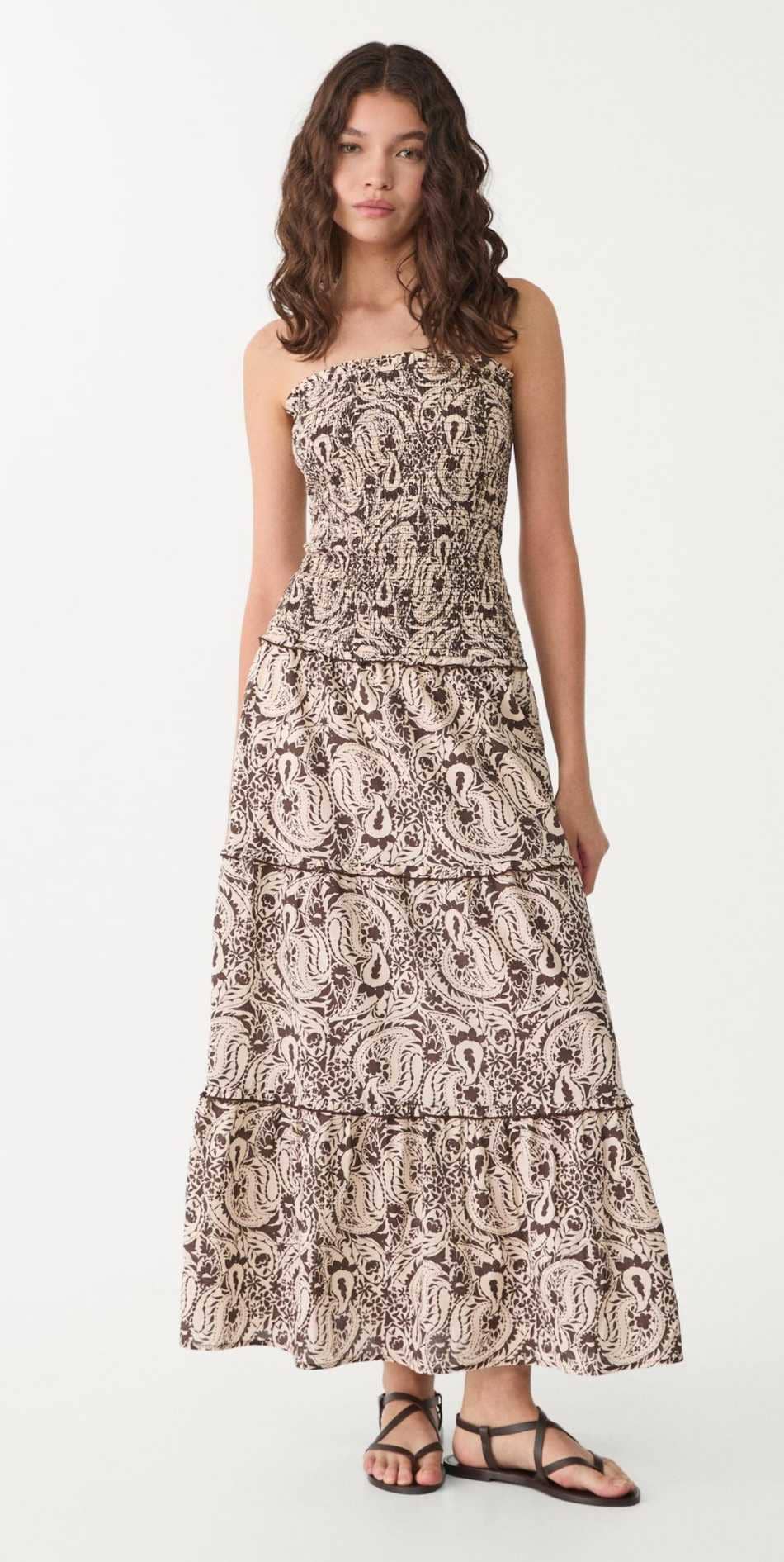 Vestido midi fluido estampado de Stradivarius