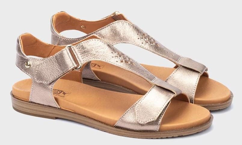 Sandalias de piel con cierre adherente en color plata, Pikolinos