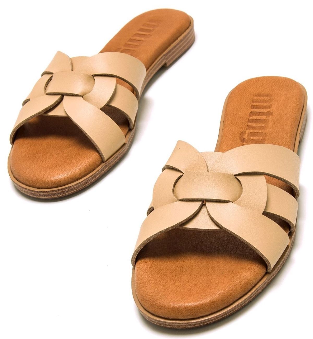 Sandalias planas en piel con tiras cruzadas Mustang de El Corte Inglés