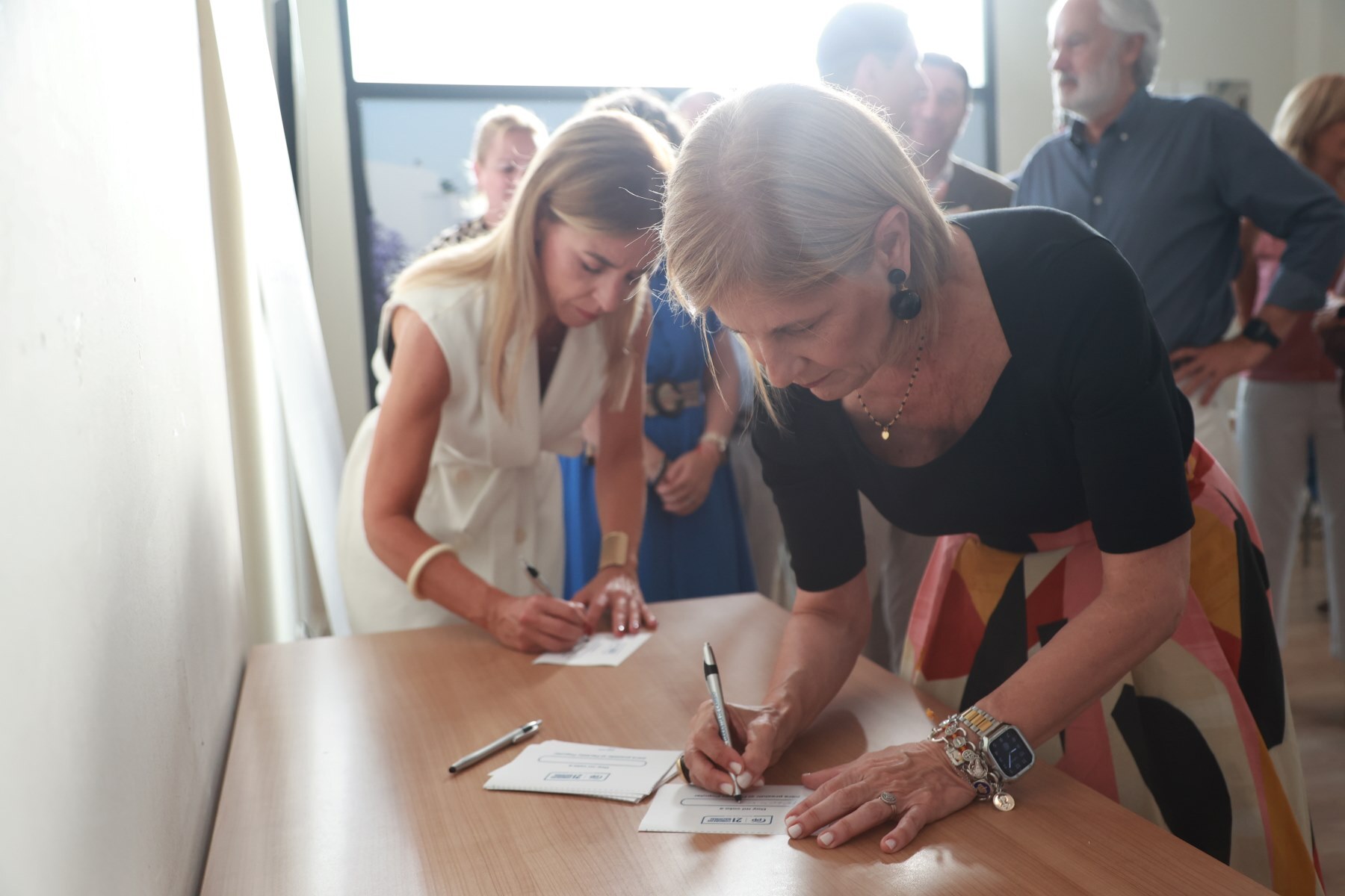 García-Pelayo y Martínez del Junco ratifican su apoyo a Feijóo | Cristo García